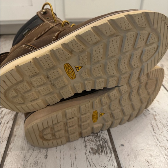 Keen Cincinnati Boots - Picture 11 of 11